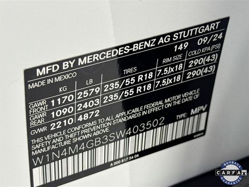 Certified 2025 Mercedes-Benz GLB 250 image 32