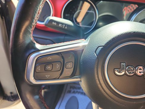 Used 2020 Jeep Gladiator Rubicon image 29