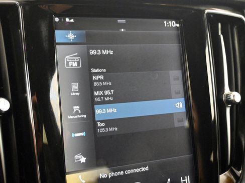 Used 2020 Volvo V60 T5 Cross Country image 8