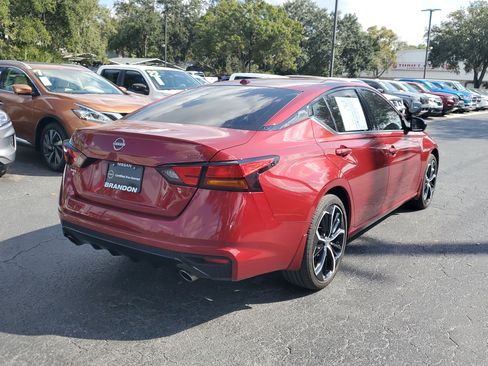 Certified 2025 Nissan Altima 2.5 SR image 7