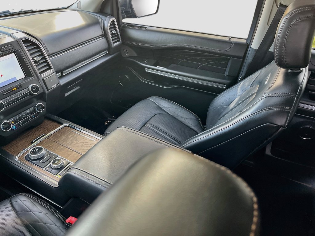 Used 2021 Ford Expedition Platinum AWD/4WD image 23