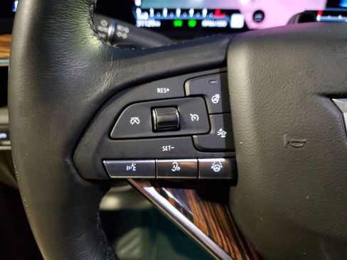 Certified 2023 Cadillac Escalade Premium Luxury image 33