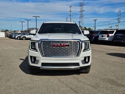 Used 2023 GMC Yukon Denali image 10