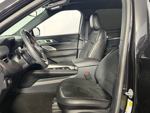 Used 2025 Ford Explorer ST AWD/4WD image 25