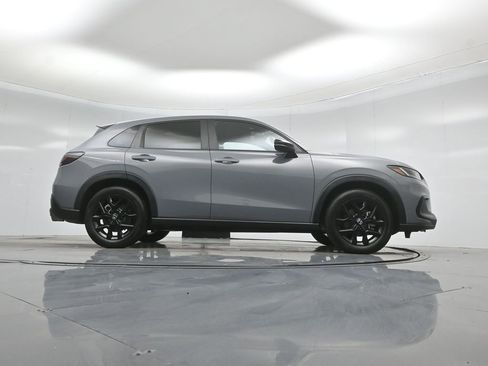 Used 2024 Honda HR-V Sport image 47