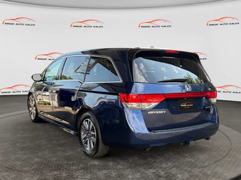 Used 2016 Honda Odyssey Touring Elite image 8
