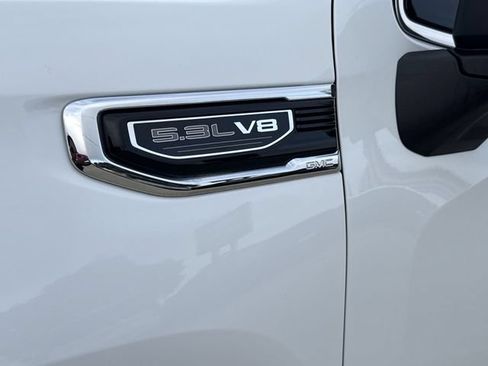 Certified 2025 GMC Sierra 1500 SLT RWD image 33
