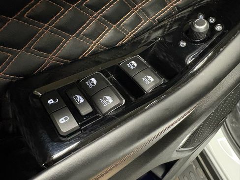 Used 2022 Jeep Grand Cherokee L Summit w/ Advanced Protech Group IV AWD/4WD image 14