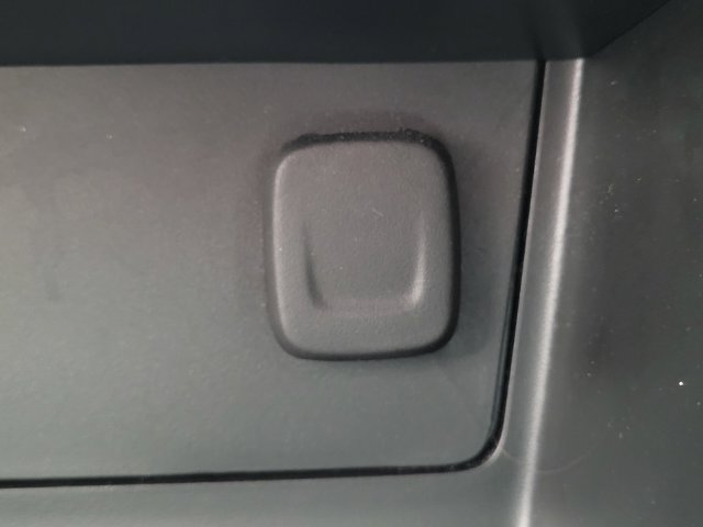 Used 2020 Chevrolet Colorado ZR2 AWD/4WD image 15