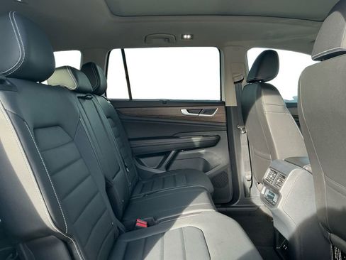 New 2026 Volkswagen Atlas SEL image 19