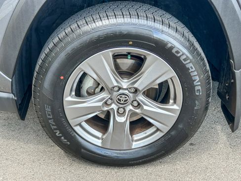 Used 2024 Toyota RAV4 LE image 10