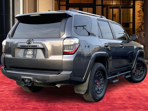 Used 2022 Toyota 4Runner SR5 Premium image 11