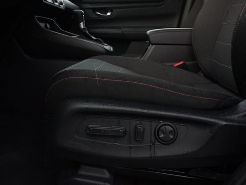 Used 2025 Honda CR-V Sport image 28