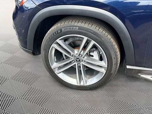 Used 2021 Mercedes-Benz GLE 350 w/ 3rd Row Seat Package image 35