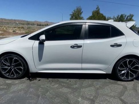 Used 2019 Toyota Corolla XSE FWD image 5