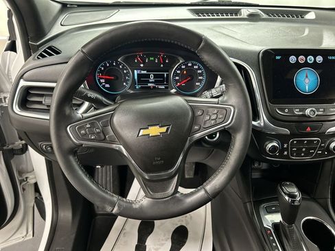 Used 2018 Chevrolet Equinox LT w/ Sun & Infotainment Package image 4
