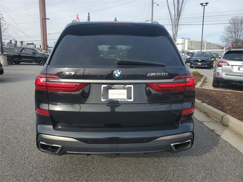 Used 2022 BMW X7 M50i w/ Executive Package image 5