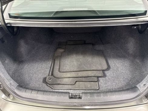 Used 2013 Honda Accord LX image 32