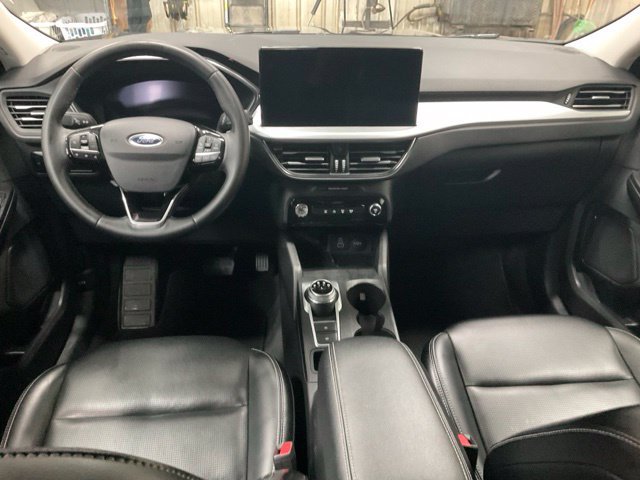 Used 2025 Ford Escape Platinum AWD/4WD image 8