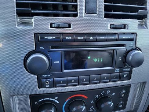 Used 2006 Dodge Dakota SLT image 21