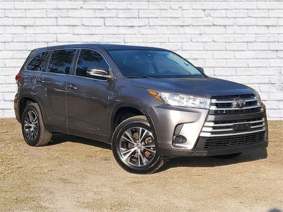 Used 2019 Toyota Highlander LE
