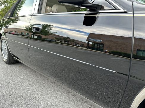 Used 2005 Cadillac De Ville w/ Limited Edition Package FWD image 64