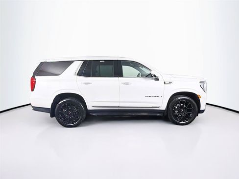 Used 2024 GMC Yukon Denali AWD/4WD image 12
