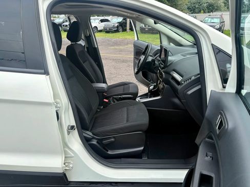 Used 2021 Ford EcoSport SE FWD image 24