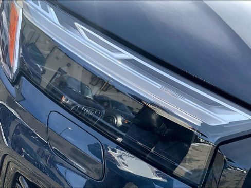 Certified 2025 Audi Q7 3.0T Premium Plus image 27