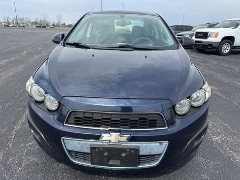 Used 2015 Chevrolet Sonic LT image 2