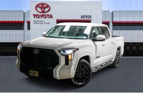 Used 2022 Toyota Tundra SR5 image 1