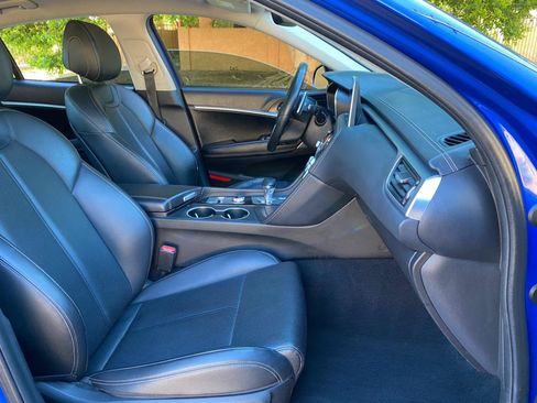Used 2019 Genesis G70 2.0T Advanced RWD image 48