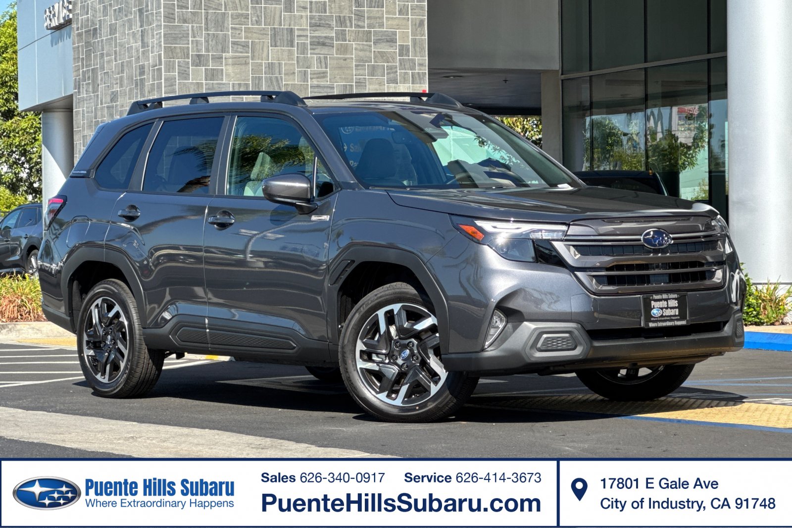 New 2026 Subaru Forester Premium AWD/4WD image 1