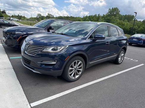 Used 2017 Lincoln MKC Select w/ Select Plus Package AWD/4WD image 1
