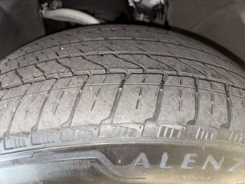 Used 2024 Cadillac Escalade Sport image 11