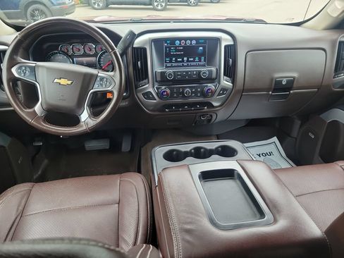 Used 2018 Chevrolet Silverado 1500 LT w/ All Star Edition AWD/4WD image 7