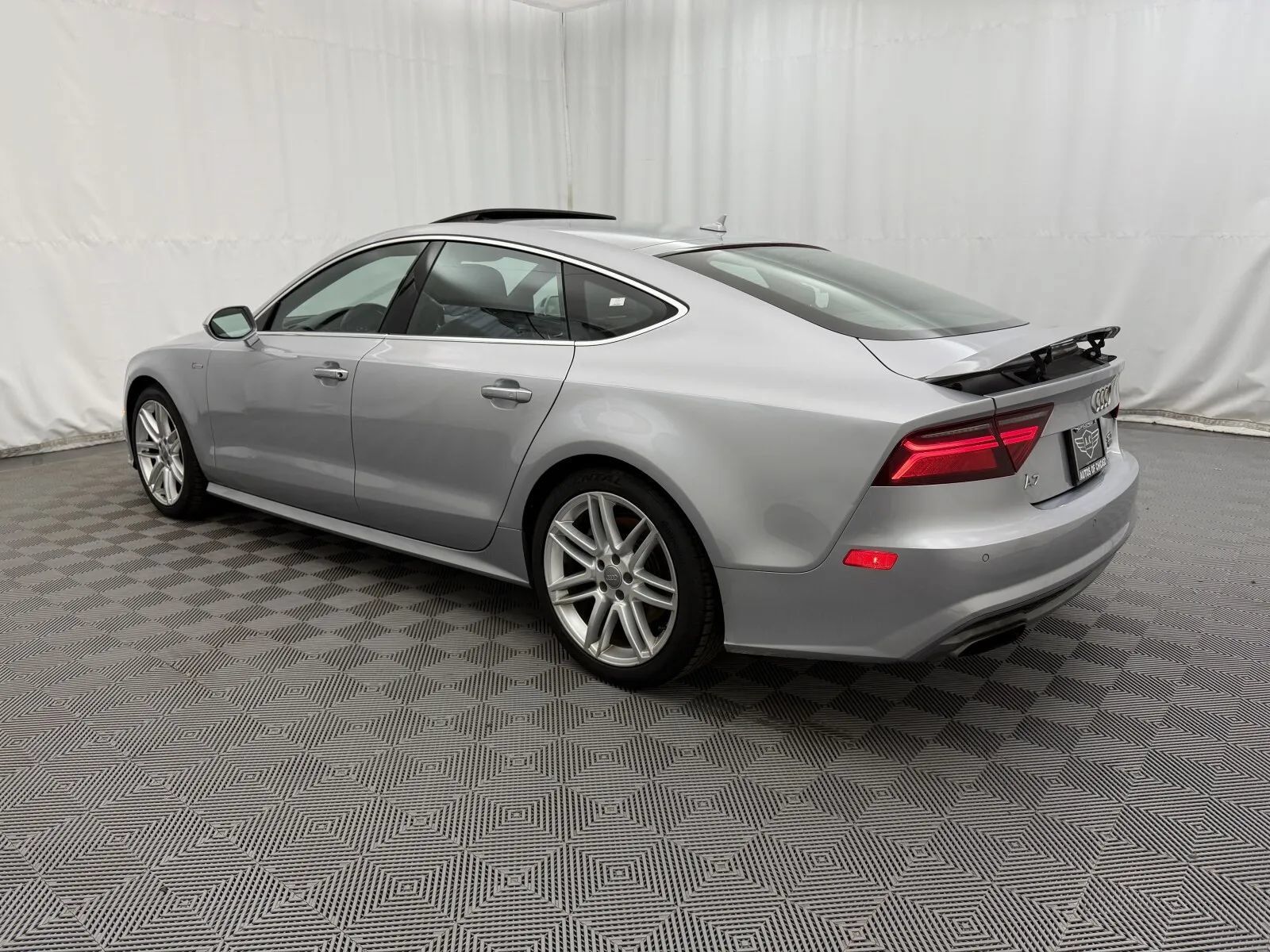 Used 2016 Audi A7 3.0T Premium Plus w/ S Line Sport Package AWD/4WD image 7