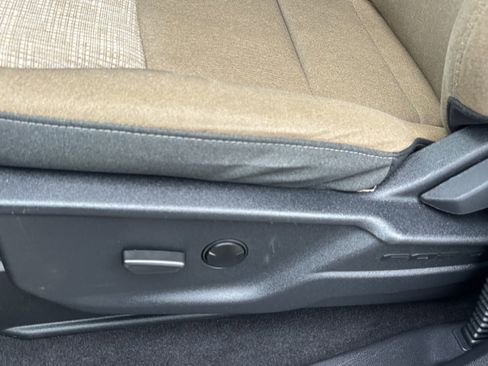 Used 2023 Ford F150 XLT image 15