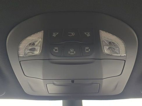 New 2026 Chrysler Voyager LX image 24