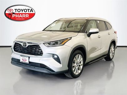Used 2022 Toyota Highlander Limited