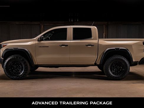 Used 2023 Chevrolet Colorado Trail Boss w/ Technology Package AWD/4WD image 6