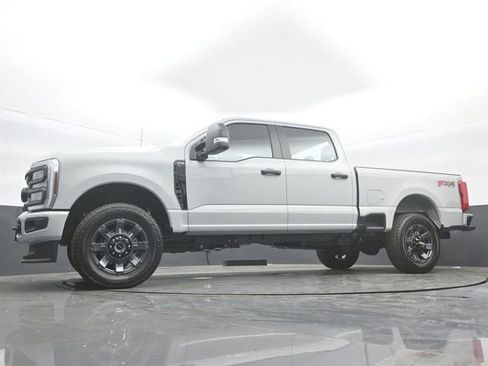 New 2026 Ford F250 4x4 Crew Cab Super Duty image 34