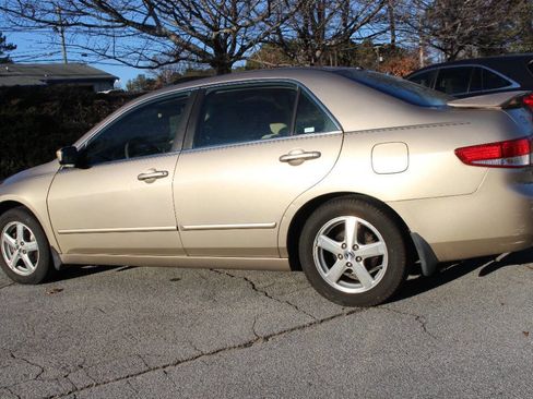 Used 2004 Honda Accord EX image 5