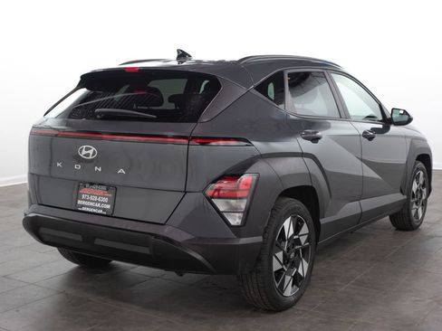Used 2024 Hyundai Kona SEL FWD image 13
