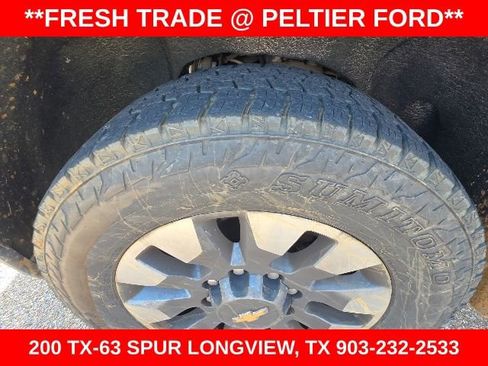 Used 2023 Chevrolet Silverado 2500 Custom w/ Custom Value Package AWD/4WD image 5