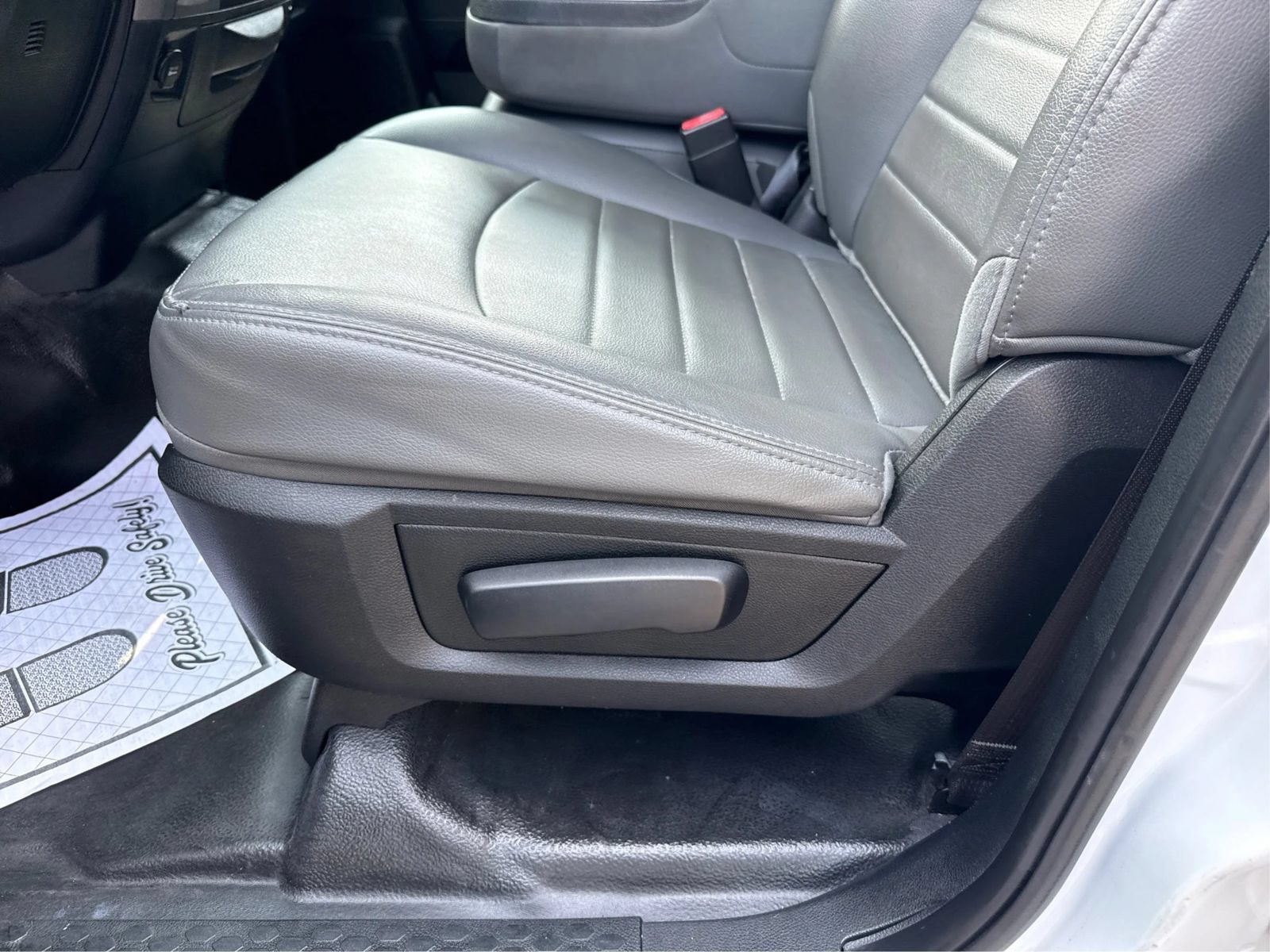 Used 2018 RAM 1500 Tradesman w/ Protection Group AWD/4WD image 19