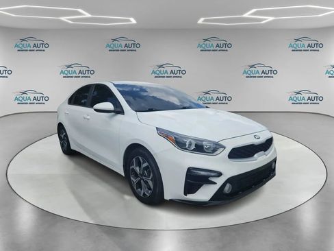 Used 2020 Kia Forte LXS FWD image 3