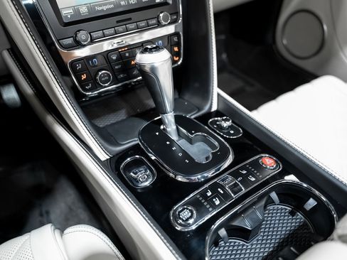 Used 2017 Bentley Continental GT image 52