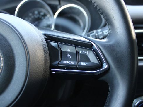 Used 2019 MAZDA CX-5 Sport image 18