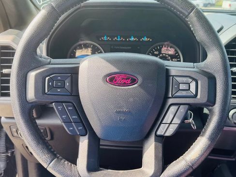 Used 2016 Ford F150 XLT w/ Equipment Group 302A Luxury RWD image 10